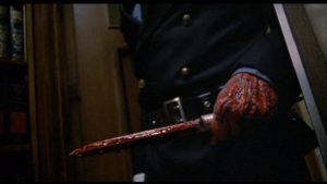 Maniac Cop, bloody knife