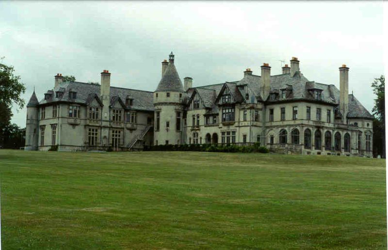 The ominous estate of Collinwood from Dark Shadows