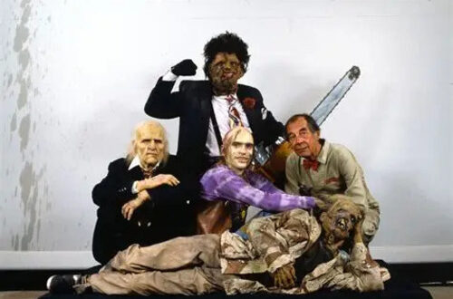 Back In the Family: Tobe Hooper’s ‘TEXAS CHAINSAW MASSACRE 2’ (1986) – Retro Review